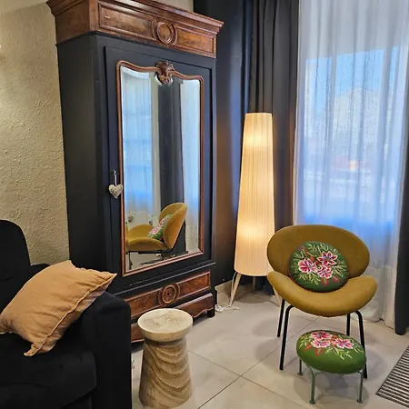 Le Loft Bleu 16 Etoile *