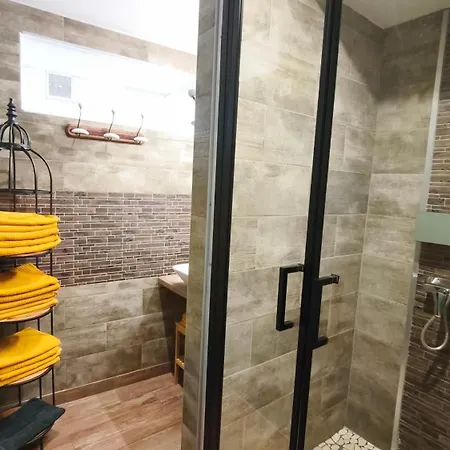 Le Loft Bleu 16 Etoile Sablons (Drome)