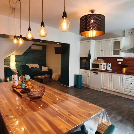 Le Loft Bleu 16 Etoile بيت للعطل *